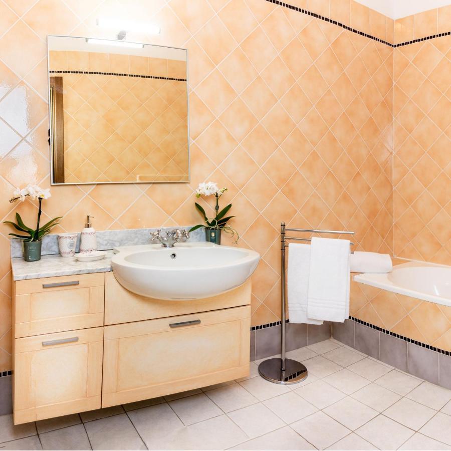 Sansedoni - Luxury Apartment Сиена Екстериор снимка